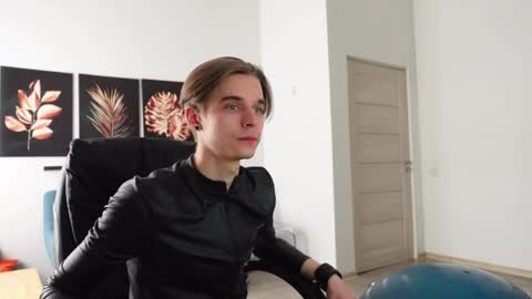 DAVID HEATH online show from 04/29/26, 01:15