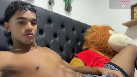 david_hot44 online show from 05/26/26, 06:53