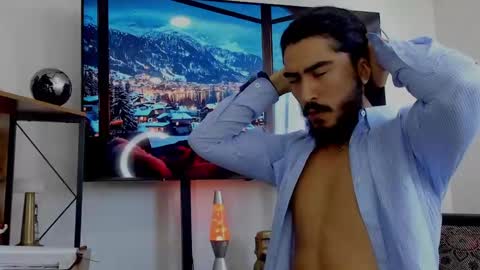 Snapshot of david_johnson372 chatting on 01/06/25, 03:19 Hey im David that loves to explore and speak their fantasies. Very open talktative and nice. Feel free to chat with me online show from 01/06/25, 03:19