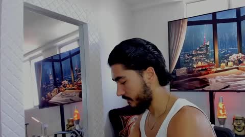 Snapshot of david_johnson372 chatting on 01/15/25, 02:35 Hey im David that loves to explore and speak their fantasies. Very open talktative and nice. Feel free to chat with me online show from 01/15/25, 02:35