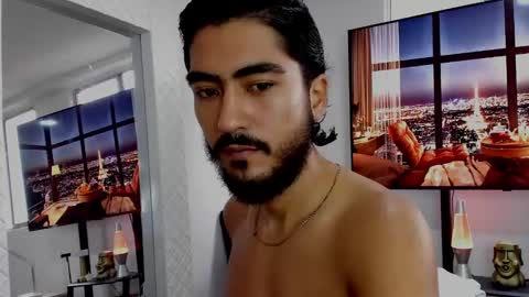 Snapshot of david_johnson372 chatting on 01/25/25, 12:26 Hey im David that loves to explore and speak their fantasies. Very open talktative and nice. Feel free to chat with me online show from 01/25/25, 12:26