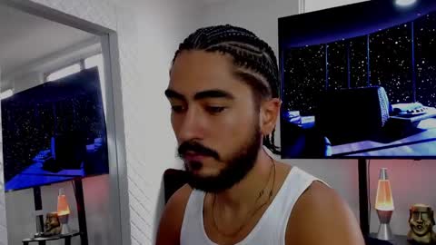 Snapshot of david_johnson372 chatting on 02/10/25, 12:39 Hey im David that loves to explore and speak their fantasies. Very open talktative and nice. Feel free to chat with me online show from 02/10/25, 12:39