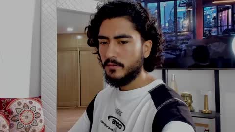 Snapshot of david_johnson372 chatting on 03/07/25, 03:07 Hey im David that loves to explore and speak their fantasies. Very open talktative and nice. Feel free to chat with me online show from 03/07/25, 03:07