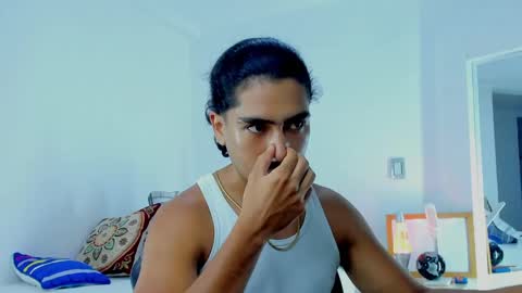 Snapshot of david_johnson372 chatting on 09/23/25, 01:08 Hey im David that loves to explore and speak their fantasies. Very open talktative and nice. Feel free to chat with me online show from 09/23/25, 01:08