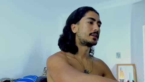 Snapshot of david_johnson372 chatting on 10/13/25, 01:27 Hey im David that loves to explore and speak their fantasies. Very open talktative and nice. Feel free to chat with me online show from 10/13/25, 01:27