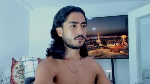 Hey im David that loves to explore and speak their fantasies. Very open talktative and nice. Feel free to chat with me online show from 01/14/26, 12:22