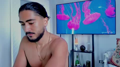 Hey im David that loves to explore and speak their fantasies. Very open talktative and nice. Feel free to chat with me online show from 05/07/26, 12:21