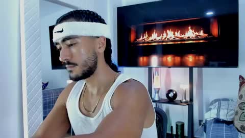Hey im David that loves to explore and speak their fantasies. Very open talktative and nice. Feel free to chat with me online show from 05/24/26, 01:10