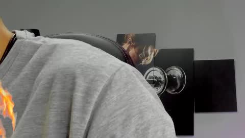 Snapshot of david_jons7 chatting on 01/10/25, 02:13 David Jons online show from 01/10/25, 02:13