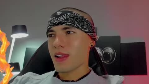 Snapshot of david_jons7 chatting on 02/02/25, 08:41 David Jons online show from 02/02/25, 08:41