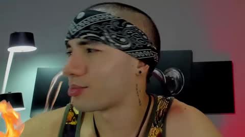 Snapshot of david_jons7 chatting on 02/18/25, 11:30 David Jons online show from 02/18/25, 11:30