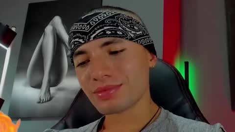 Snapshot of david_jons7 chatting on 10/10/25, 11:59 David Jons online show from 10/10/25, 11:59