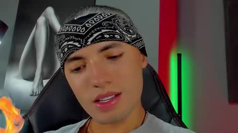 Snapshot of david_jons7 chatting on 10/22/25, 12:22 David Jons online show from 10/22/25, 12:22