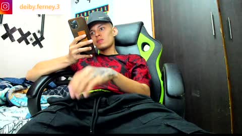 Snapshot of david_latin666_ chatting on 01/28/25, 02:32 David online show from 01/28/25, 02:32