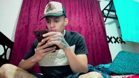 Snapshot of david_latin666_ chatting on 10/03/25, 10:29 David online show from 10/03/25, 10:29