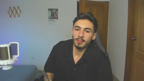 Snapshot of david_muller_ chatting on 01/16/25, 10:55 David online show from 01/16/25, 10:55