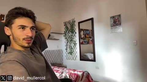 Snapshot of david_muller_ chatting on 09/26/25, 04:22 David online show from 09/26/25, 04:22
