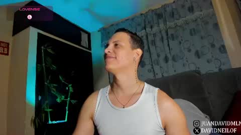 Snapshot of david_neill chatting on 06/25/26, 11:09 David Neill online show from 06/25/26, 11:09
