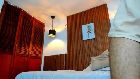 david_niet online show from 10/28/25, 06:54