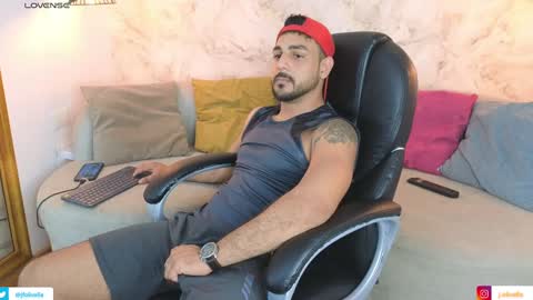 Snapshot of david_oliveira chatting on 01/17/25, 04:04 JF oliveira online show from 01/17/25, 04:04