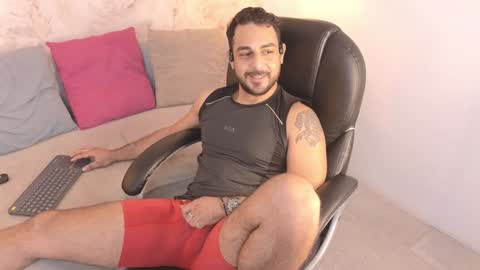 Snapshot of david_oliveira chatting on 01/25/25, 02:47 JF oliveira online show from 01/25/25, 02:47