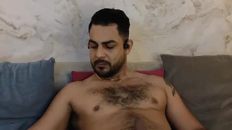 Snapshot of david_oliveira chatting on 02/08/25, 01:33 JF oliveira online show from 02/08/25, 01:33