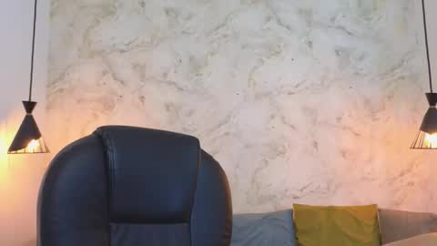 Snapshot of david_oliveira chatting on 10/23/25, 12:59 JF oliveira online show from 10/23/25, 12:59