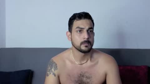 Snapshot of david_oliveira chatting on 11/17/25, 02:01 JF oliveira online show from 11/17/25, 02:01