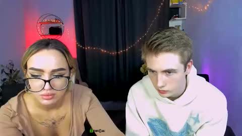 David online show from 11/19/25, 01:55