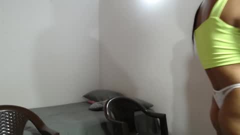 Snapshot of davidberrocal chatting on 12/15/25, 06:45 DavidSexxx777 online show from 12/15/25, 06:45