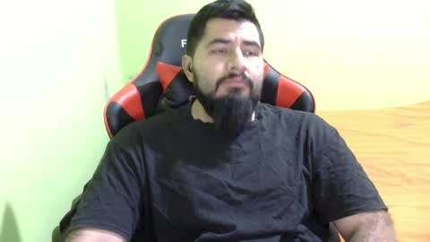 Snapshot of daviddelz chatting on 12/13/24, 05:16 David online show from 12/13/24, 05:16