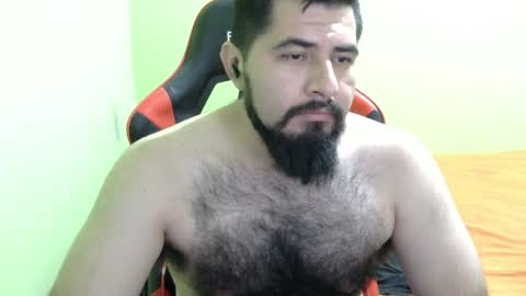 Snapshot of daviddelz chatting on 12/18/24, 07:58 David online show from 12/18/24, 07:58