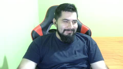 Snapshot of daviddelz chatting on 12/21/24, 05:36 David online show from 12/21/24, 05:36