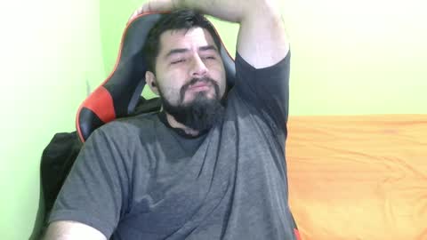 Snapshot of daviddelz chatting on 12/26/24, 05:58 David online show from 12/26/24, 05:58