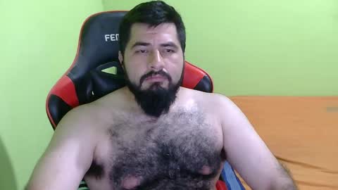 Snapshot of daviddelz chatting on 02/15/25, 07:38 David online show from 02/15/25, 07:38