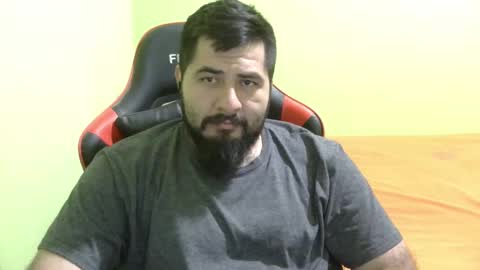 Snapshot of daviddelz chatting on 03/10/25, 06:49 David online show from 03/10/25, 06:49