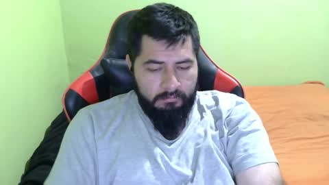 Snapshot of daviddelz chatting on 02/18/26, 07:59 David online show from 02/18/26, 07:59