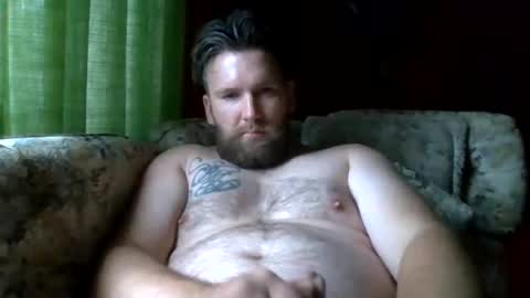 Snapshot of davidisrockhard chatting on 07/21/26, 01:52 davidisrockhard online show from 07/21/26, 01:52