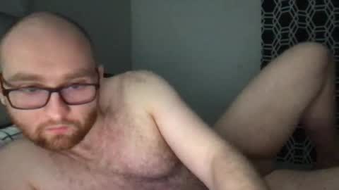 Snapshot of davidker12332147 chatting on 02/24/25, 02:40 David online show from 02/24/25, 02:40