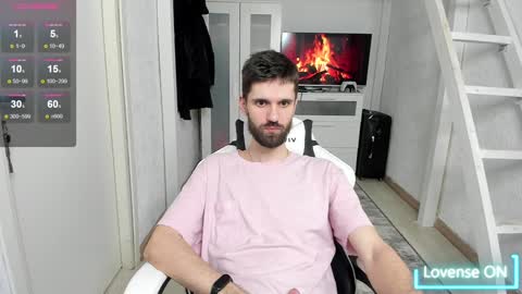 Snapshot of davidnowak chatting on 02/04/25, 09:20 David online show from 02/04/25, 09:20