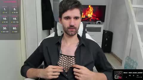 Snapshot of davidnowak chatting on 02/27/25, 01:27 David online show from 02/27/25, 01:27