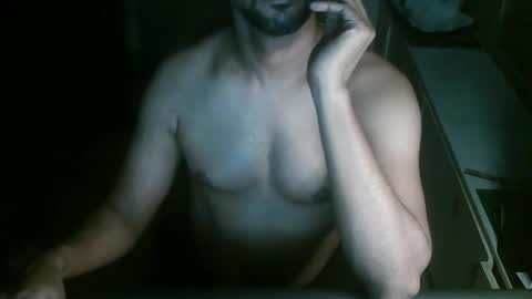 Snapshot of davidtroy26 chatting on 03/23/26, 08:46 davidtroy26 online show from 03/23/26, 08:46