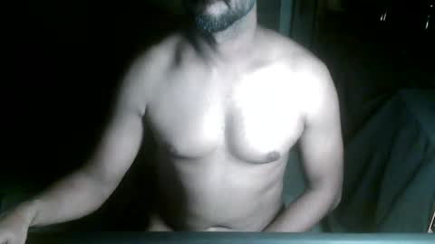 Snapshot of davidtroy26 chatting on 07/17/26, 07:41 davidtroy26 online show from 07/17/26, 07:41