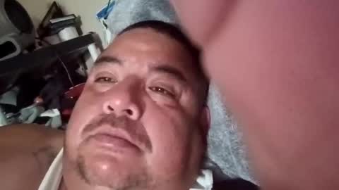 Snapshot of davidzhere222800 chatting on 10/05/25, 08:01 davidzhere222800 online show from 10/05/25, 08:01