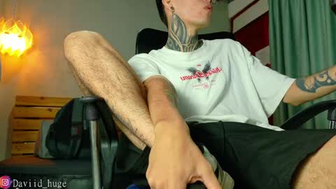daviid_huge online show from 05/18/26, 02:18