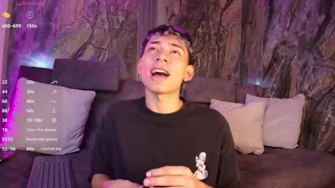 Snapshot of daviid_laid_ chatting on 02/10/26, 08:02 David online show from 02/10/26, 08:02