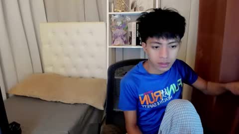 Snapshot of davincihugecock chatting on 02/26/26, 04:50 daniel online show from 02/26/26, 04:50