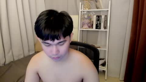 Snapshot of davincihugecock chatting on 02/28/26, 05:14 daniel online show from 02/28/26, 05:14