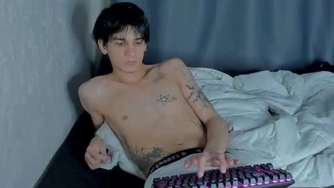 davis online show from 11/03/25, 06:14