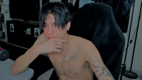 davis online show from 05/01/26, 01:59